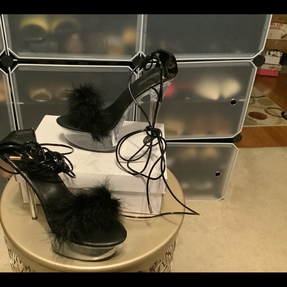 Black Miss Heel sandals - Picture 4 of 10